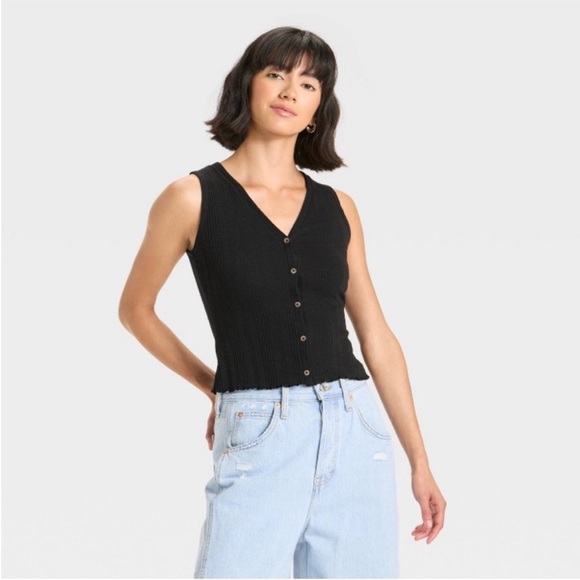 Button down tank top - Picture 1 of 6